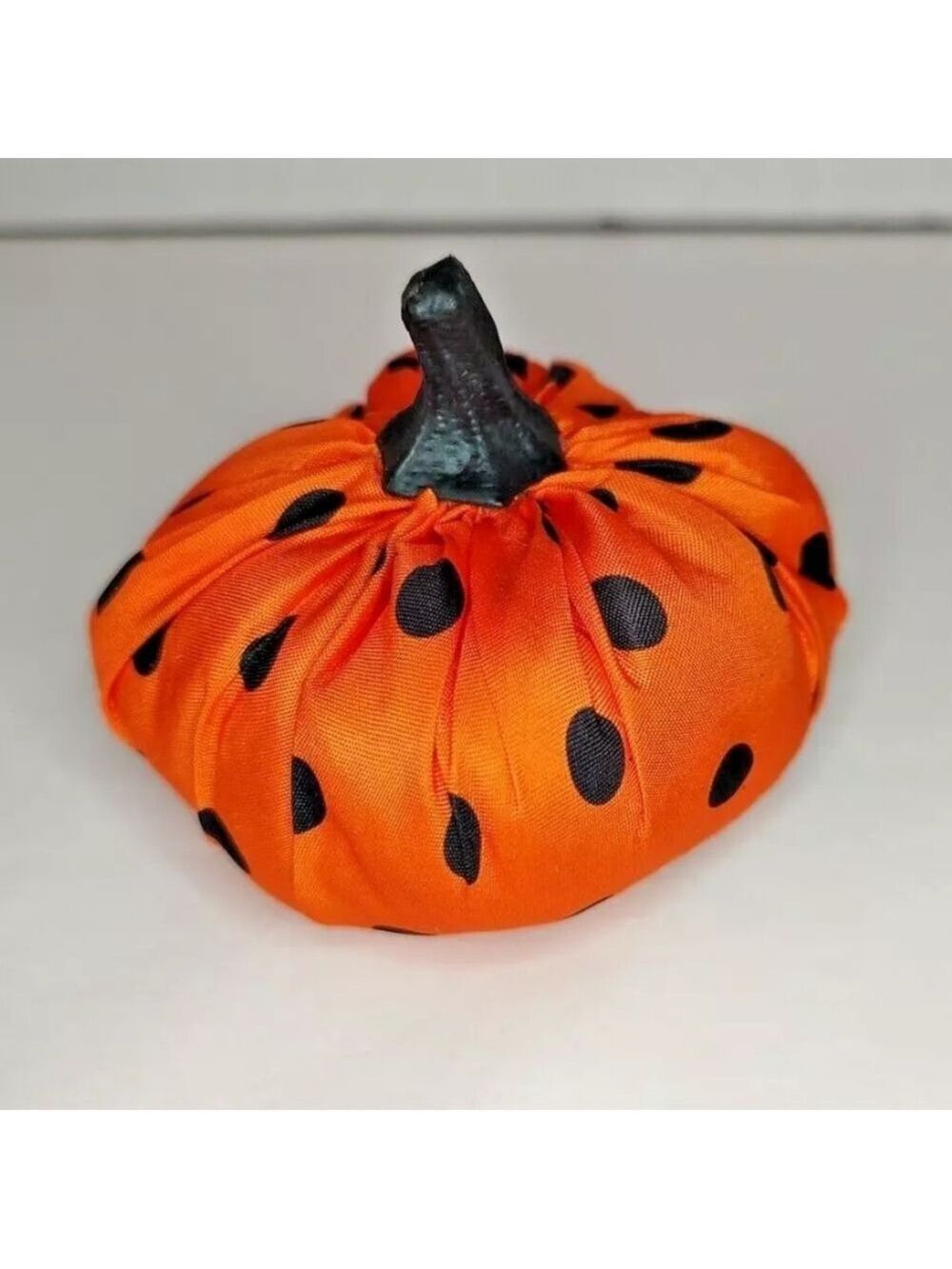 13 Fun Fall. Items 7 Fabric Pumpkins , Twine 1 Ea & 5 Signs AMAZIMG SO cut - Picture 6 of 14